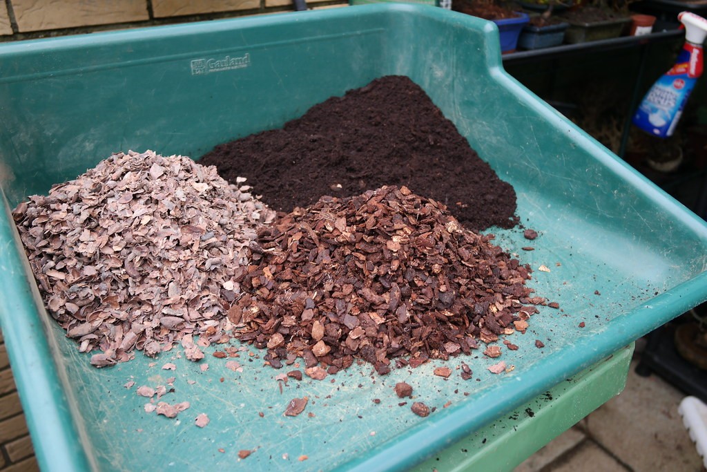 Best Compost Bins for Cold Climates